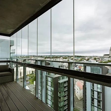 Luxury Downtown With Stunning Views * Reykjavik