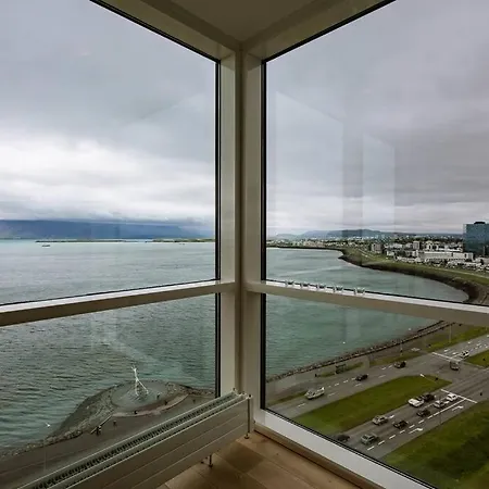 Luxury Downtown With Stunning Views Reykjavik