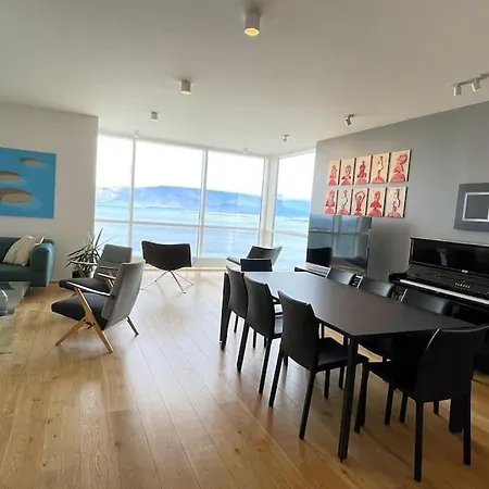 Apartment Luxury Downtown With Stunning Views *