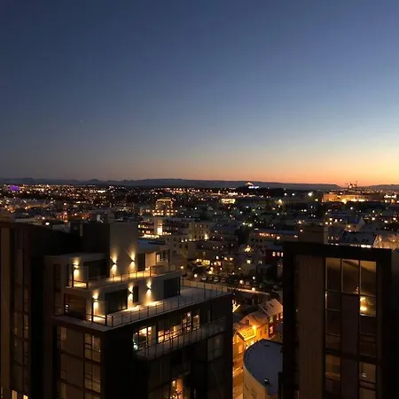 Luxury Downtown With Stunning Views Reykjavik